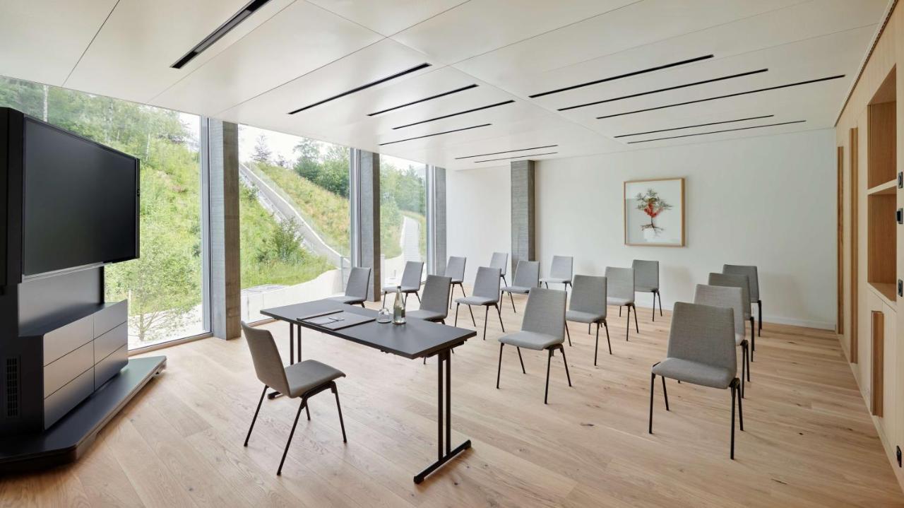 Hyatt Regency Zurich Airport Circle Hotell Kloten Exteriör bild